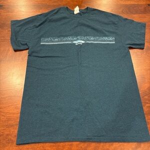 Vintage y2k blue Hawaii surf T-shirt.